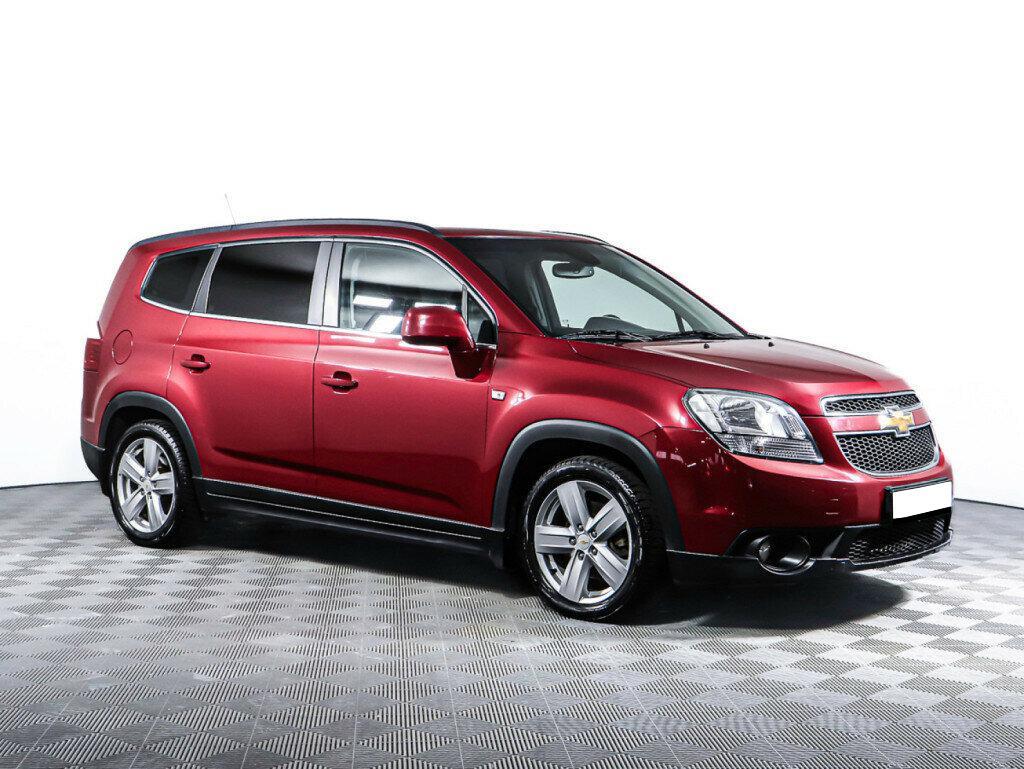 Chevrolet Orlando 2012, красный