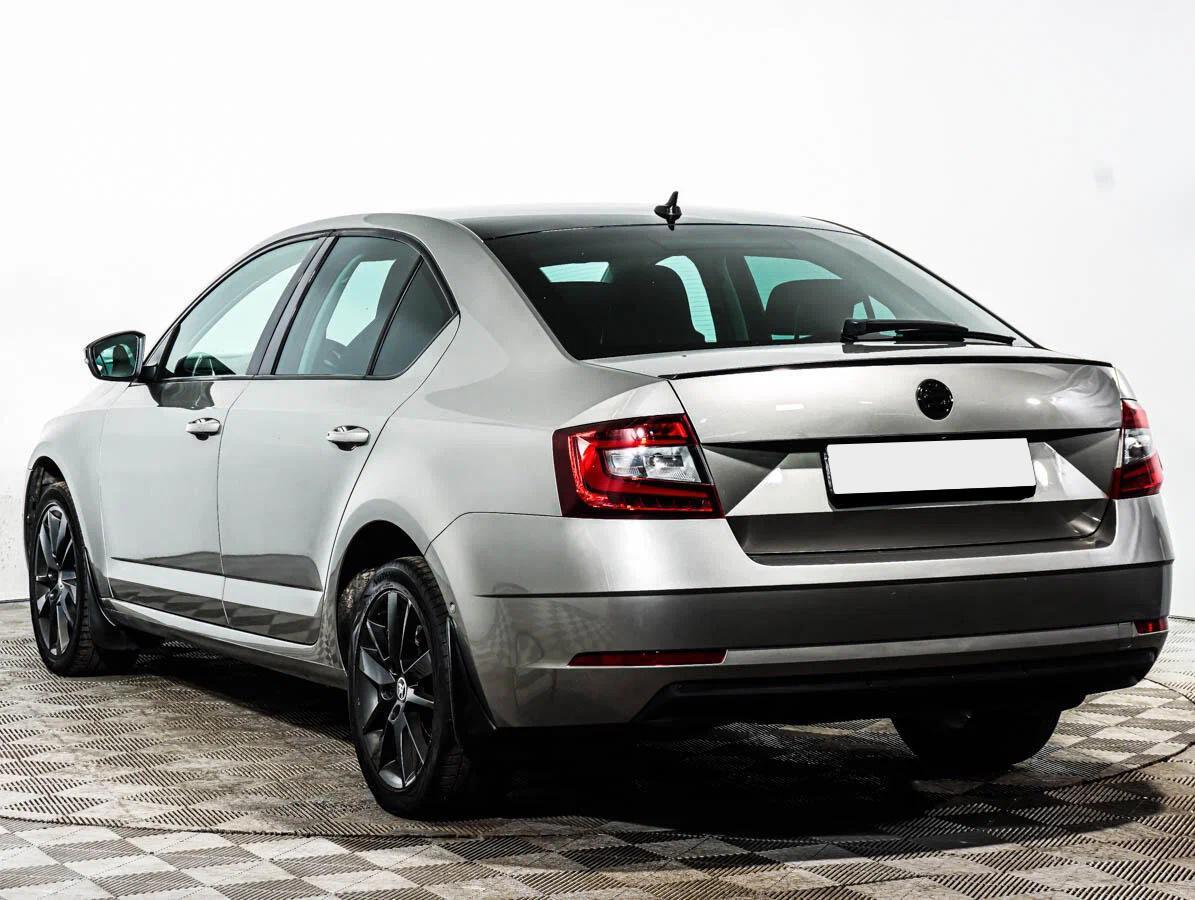 Skoda Octavia 2019, бежевый
