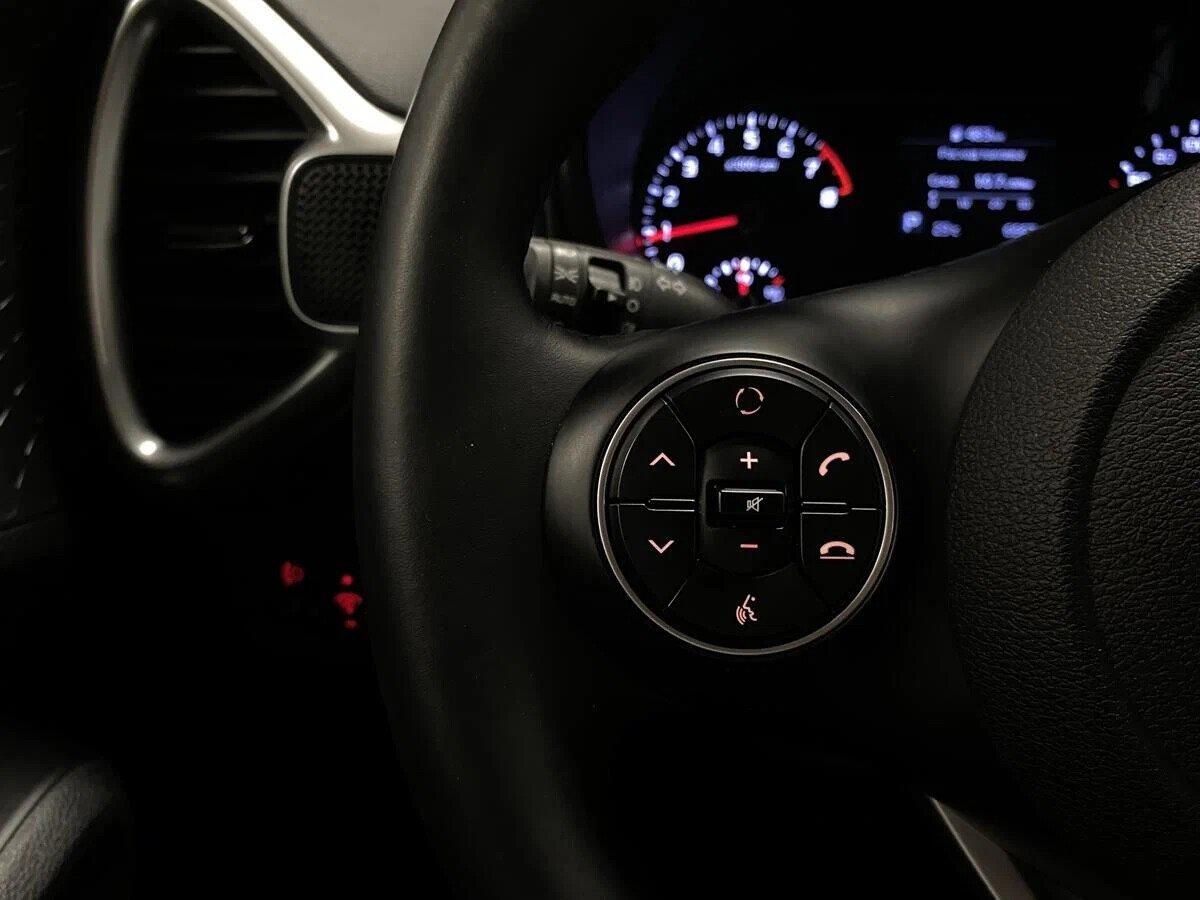 Kia Soul 2022, белый