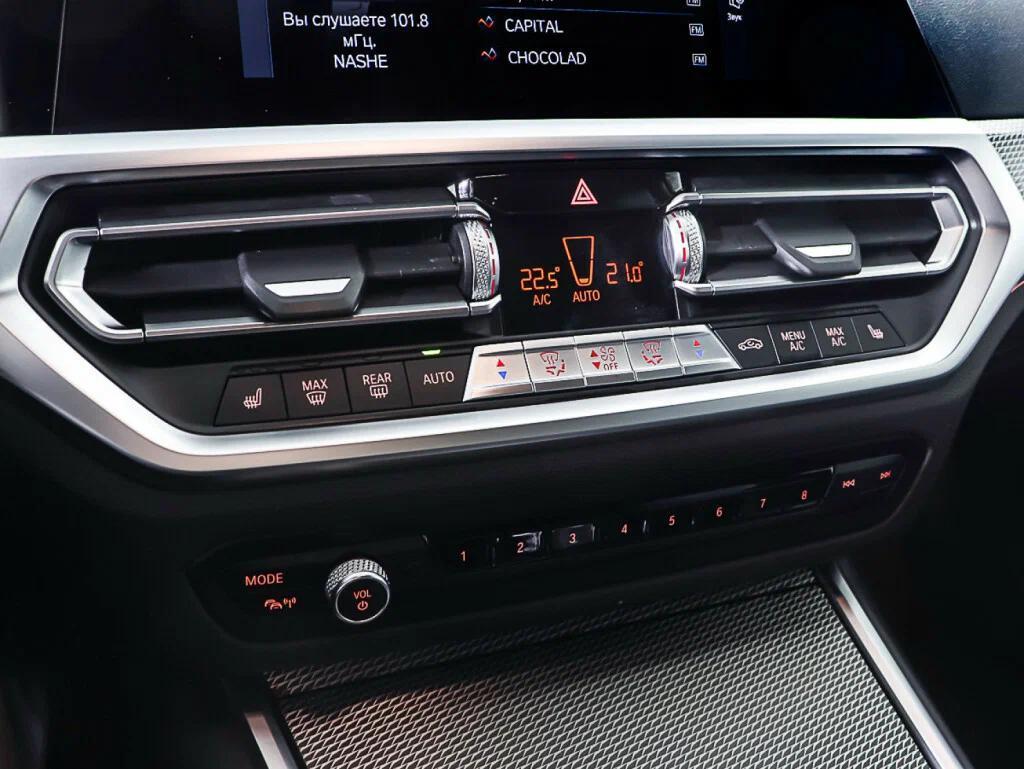 BMW 3 серии 2021, серый