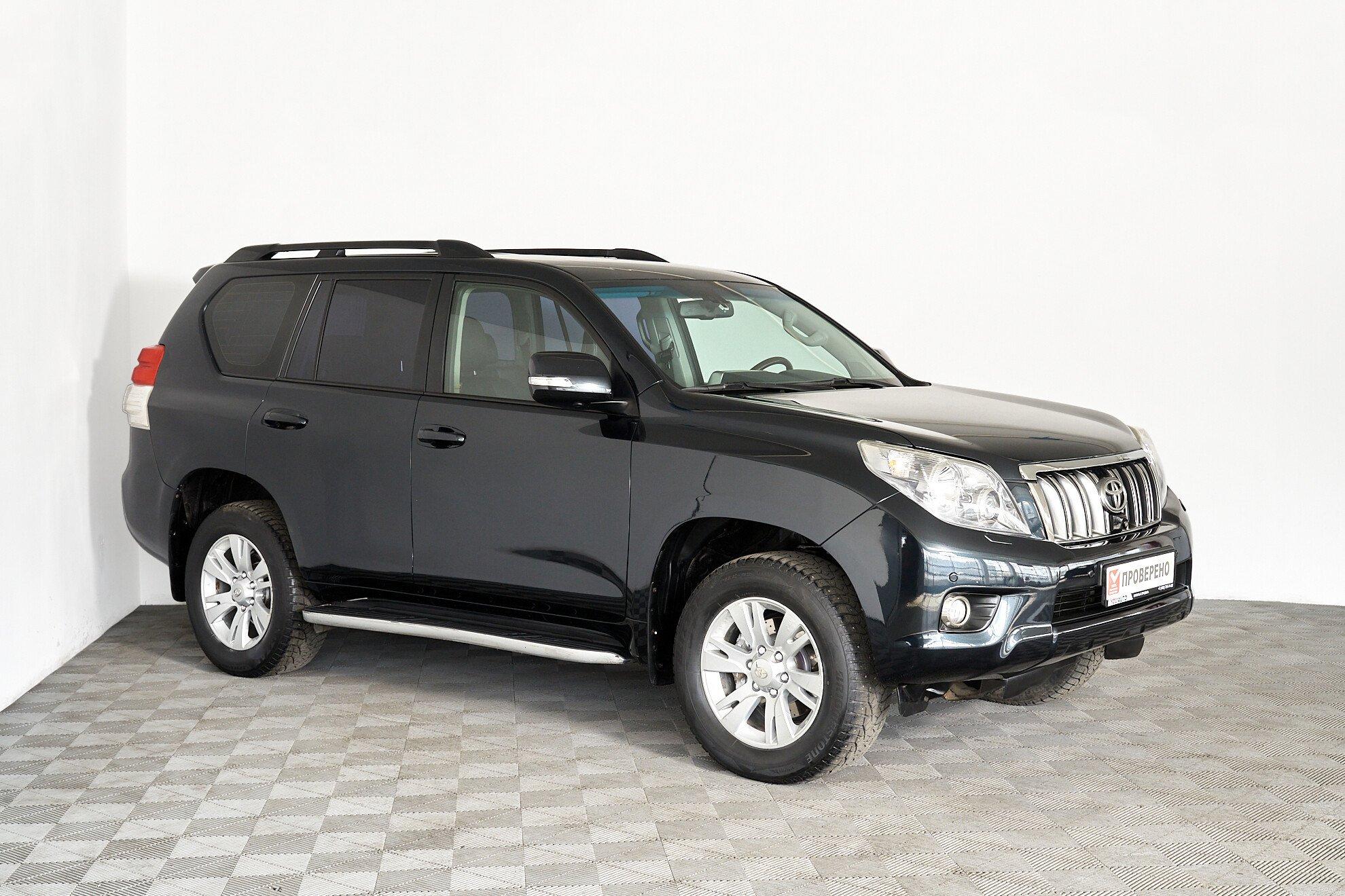 Toyota Land Cruiser Prado 2011, серый