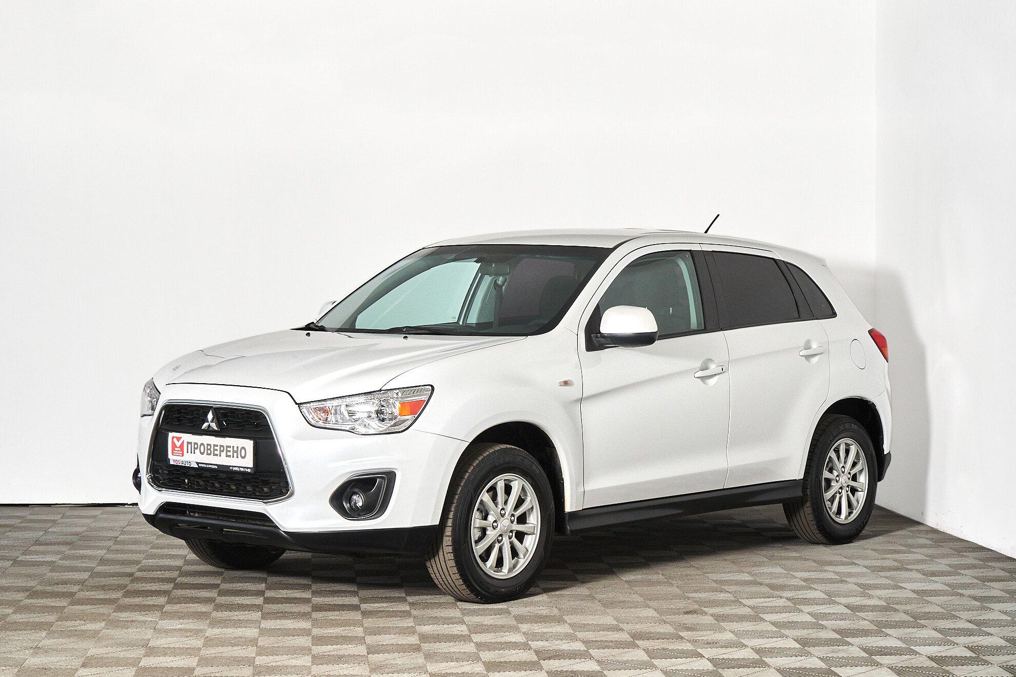 Mitsubishi ASX 2012, белый