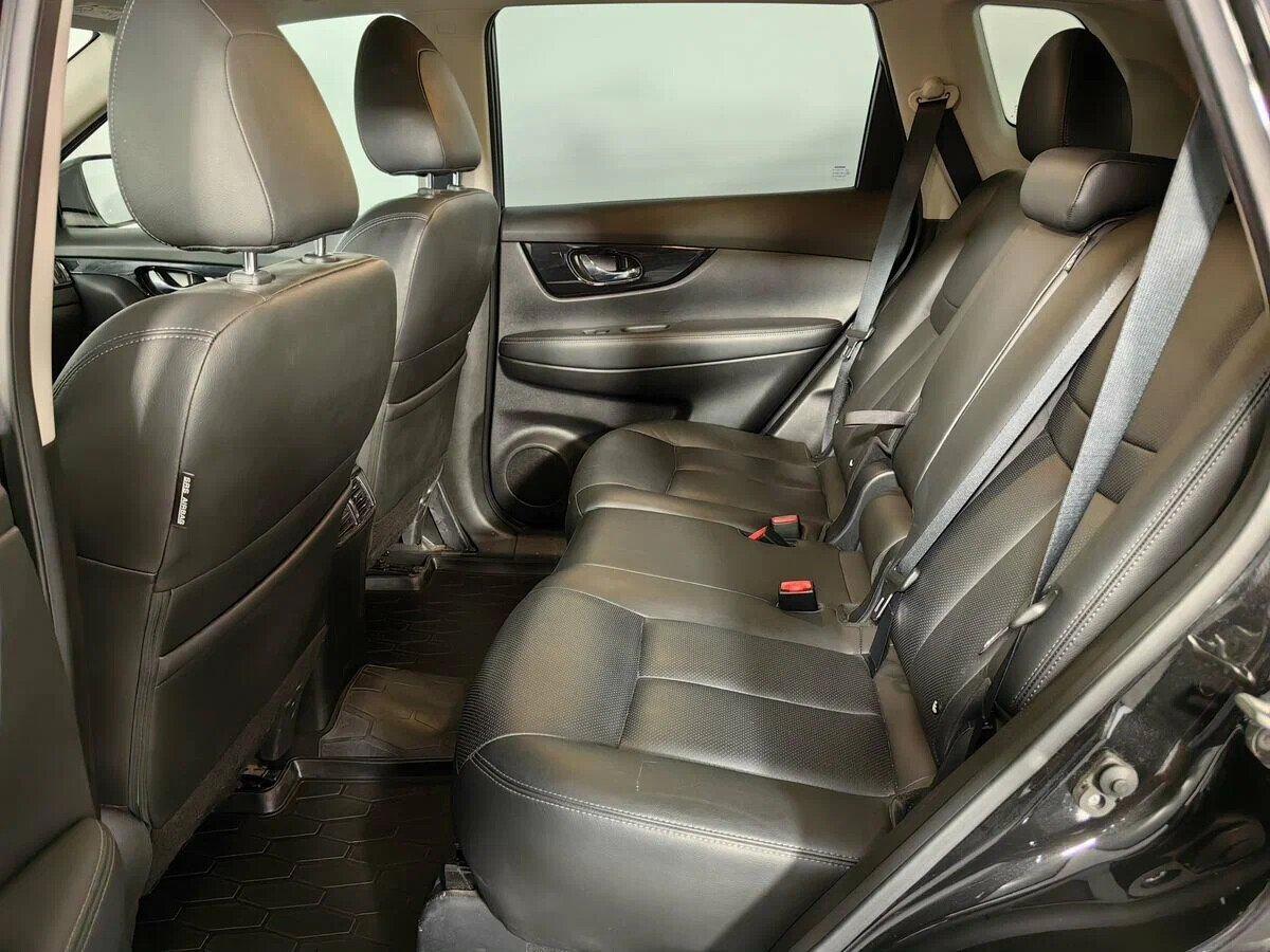 Nissan X-Trail 2020, черный