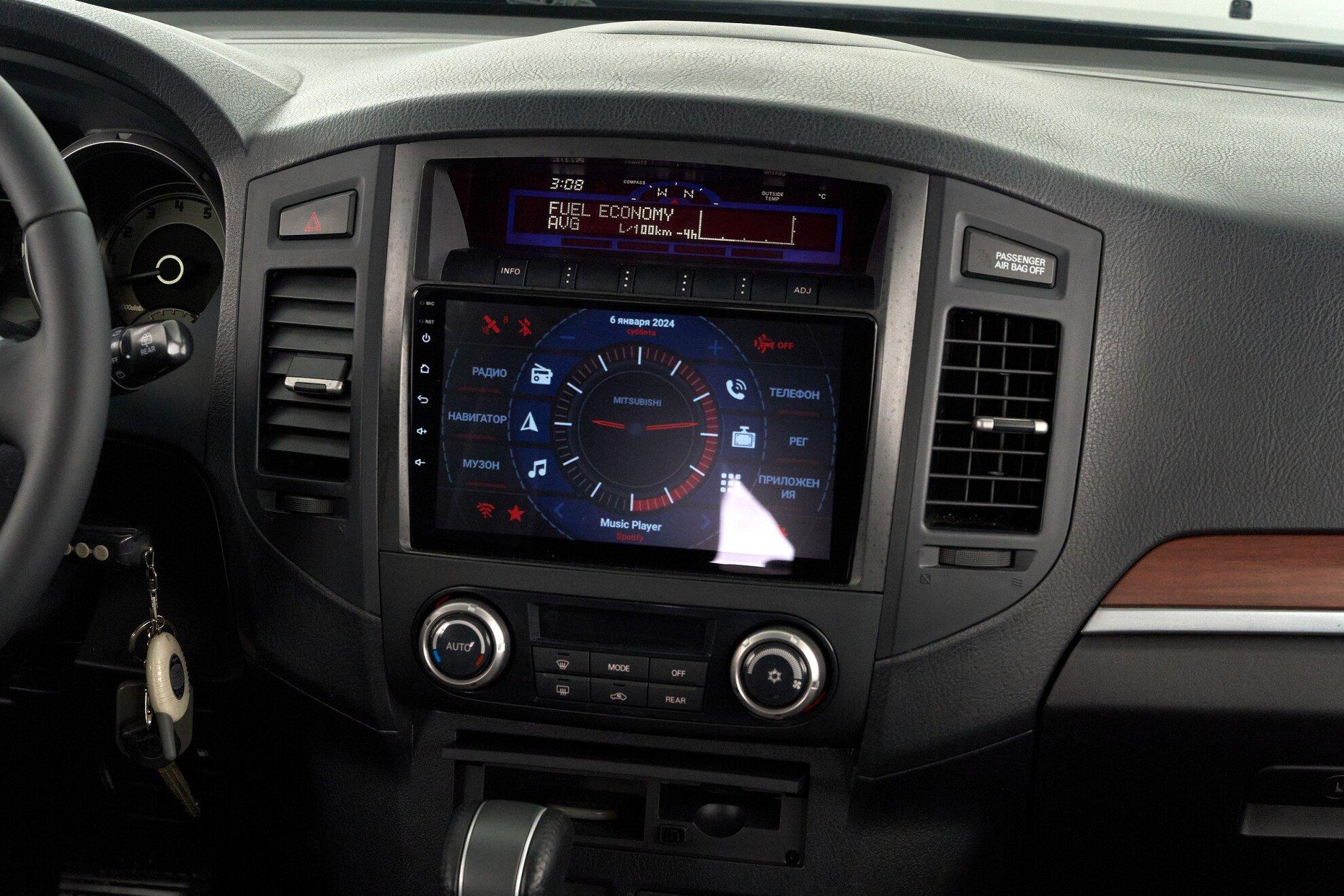 Mitsubishi Pajero 2008, черный