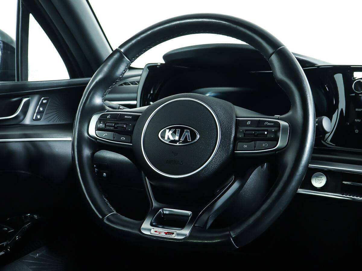 Kia K5 2022, черный