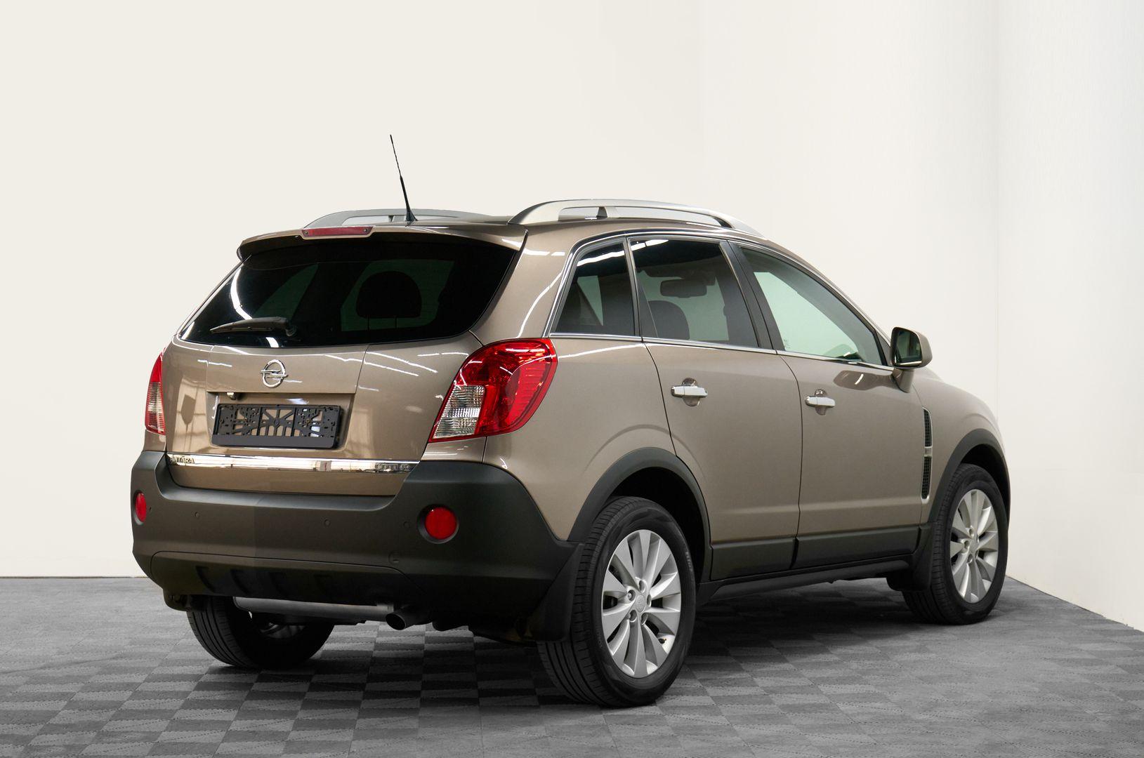 Opel Antara 2014, золотой
