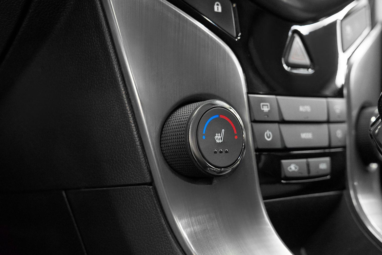 Chevrolet Cruze 2014, белый