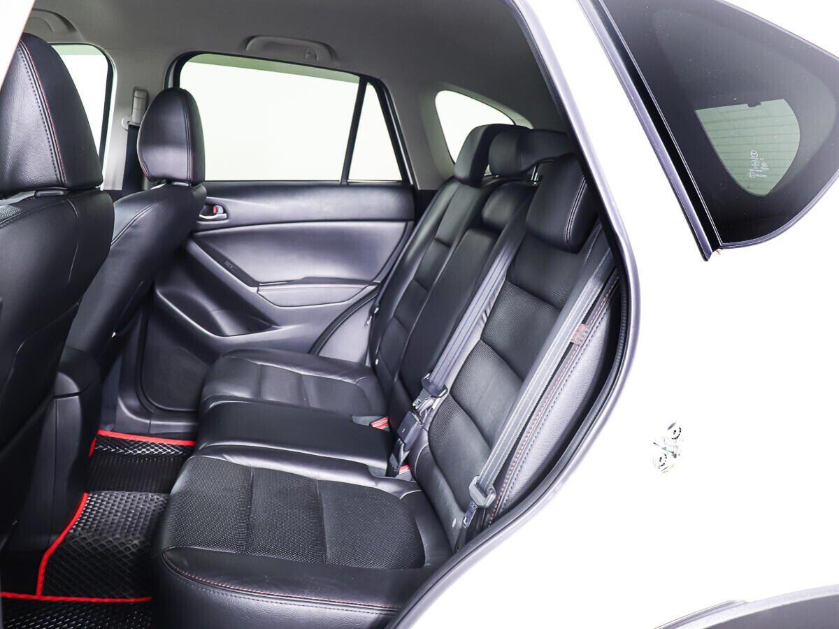 Mazda CX-5 2015, белый