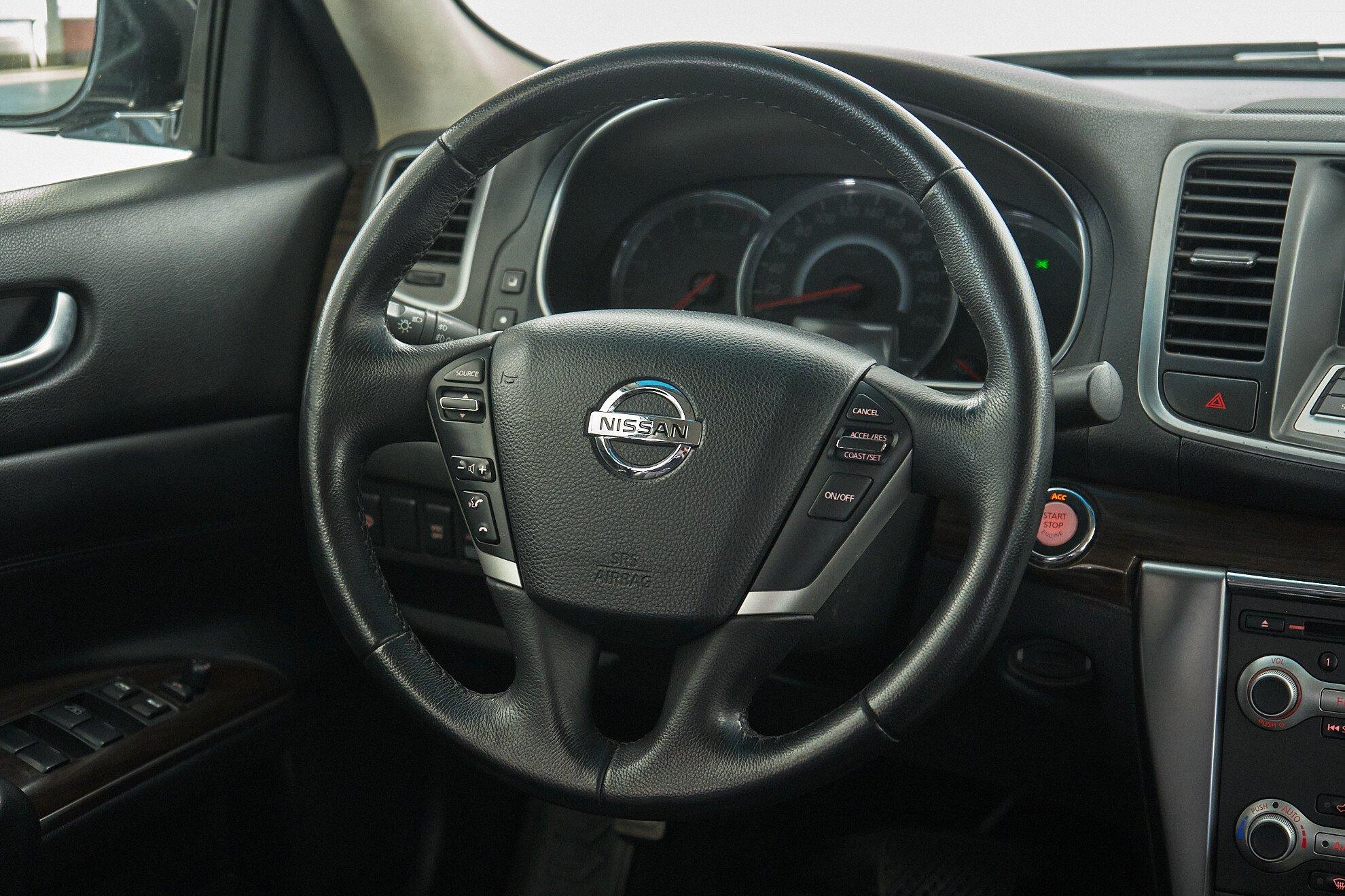 Nissan Teana 2011, черный