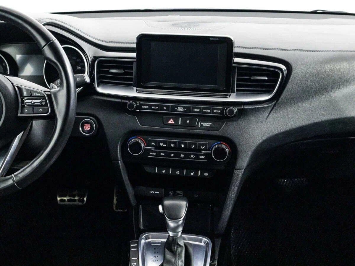 Kia Ceed 2018, коричневый