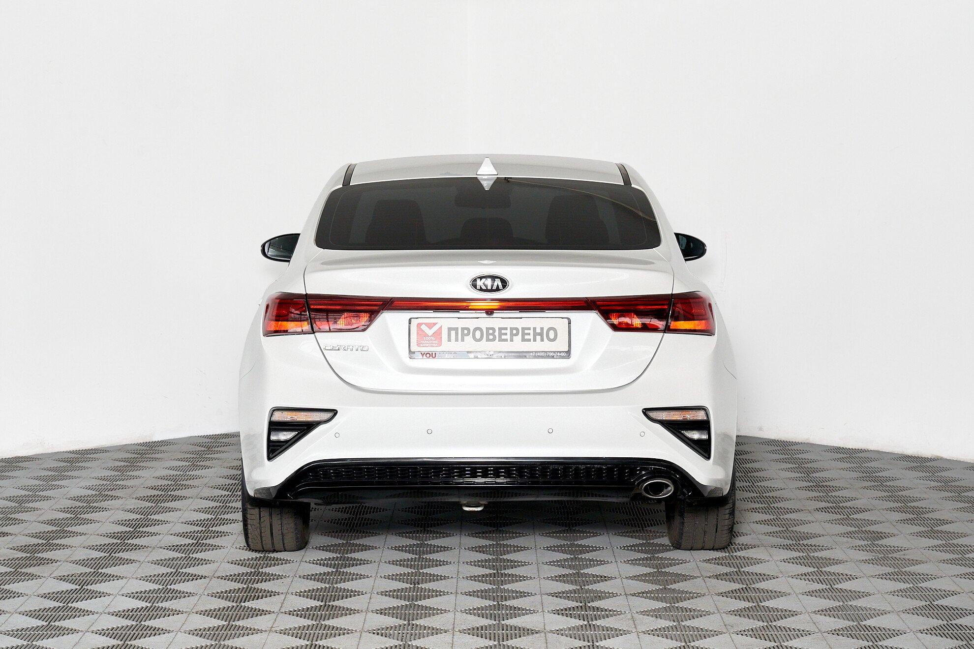Kia Cerato 2019, белый