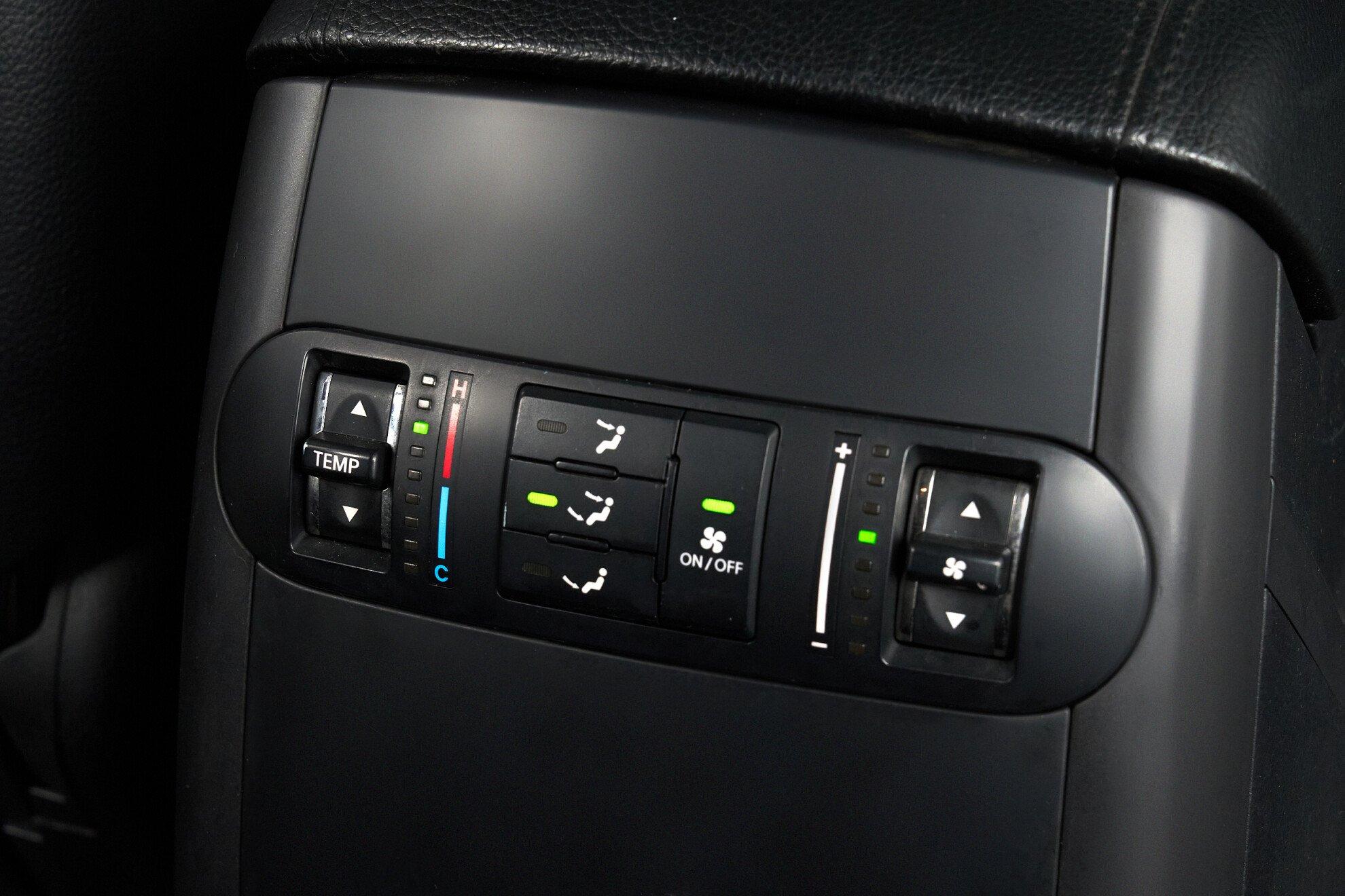 Kia Mohave 2011, черный