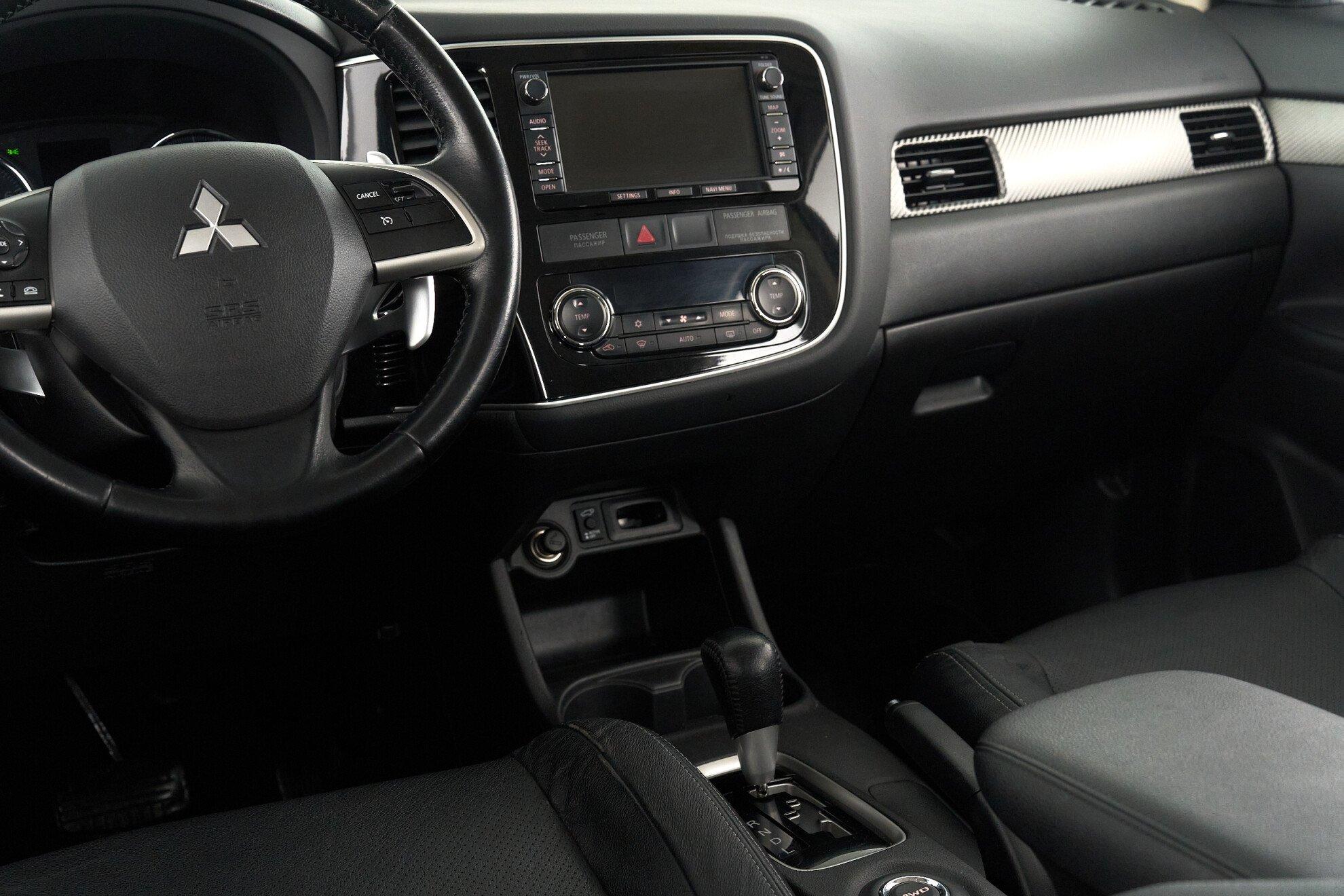 Mitsubishi Outlander 2014, синий