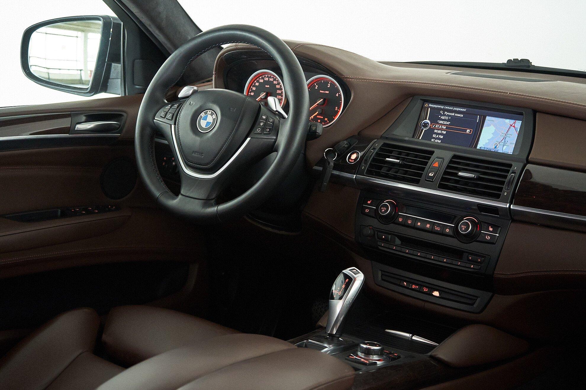 BMW X6 2010, черный