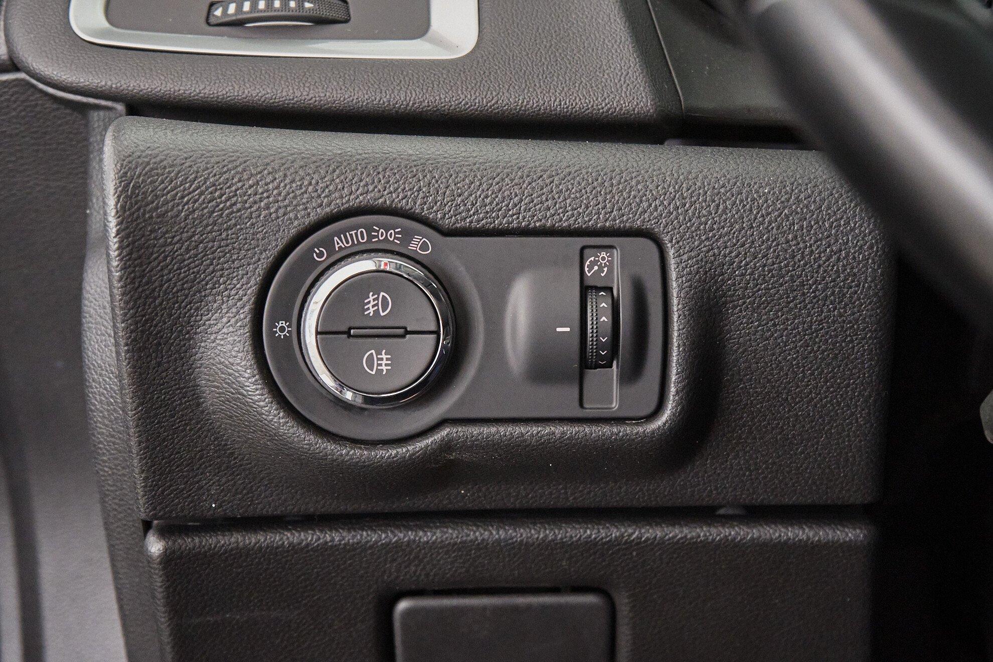 Opel Astra 2013, синий