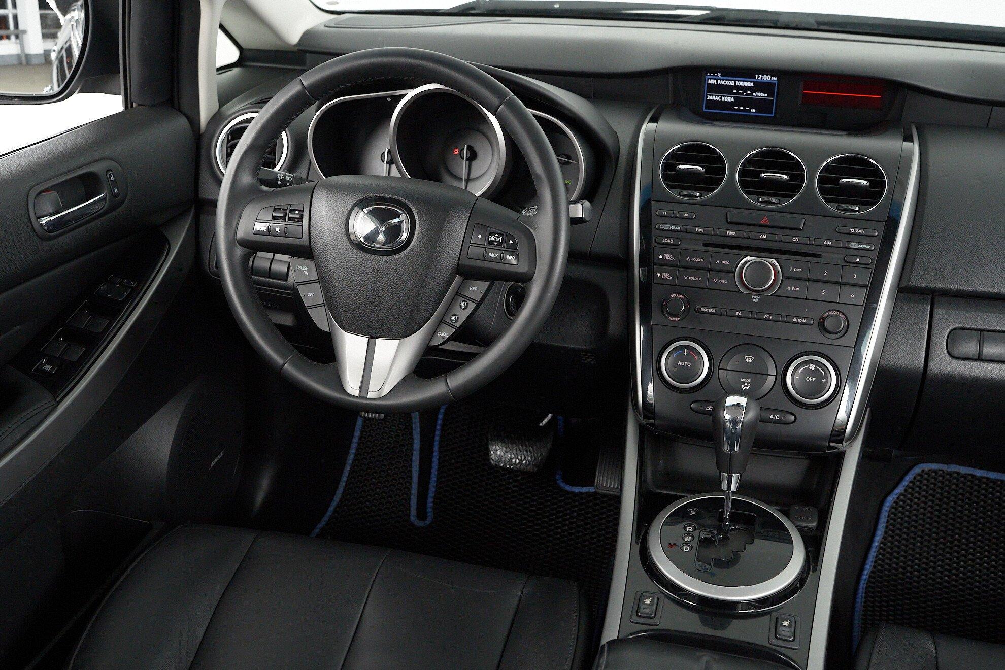 Mazda CX-7 2011, черный