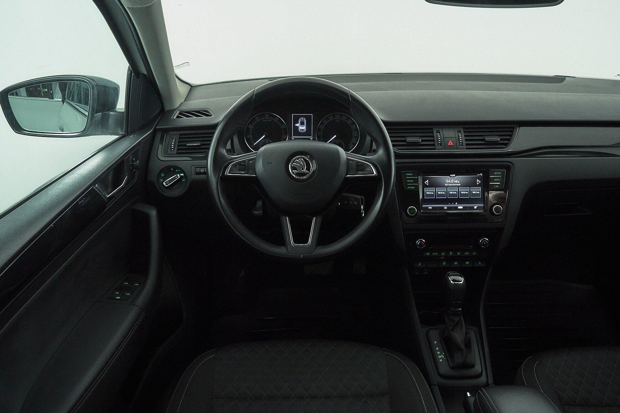 Skoda Rapid 2019, белый