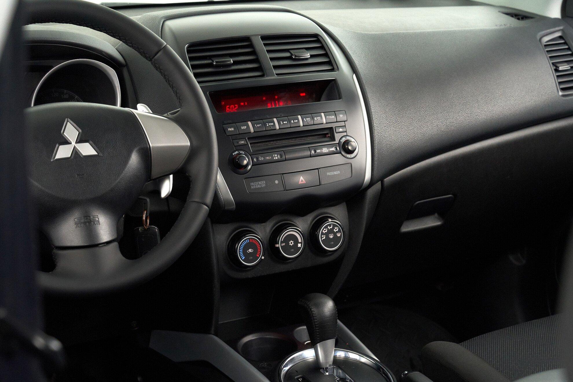 Mitsubishi ASX 2012, черный