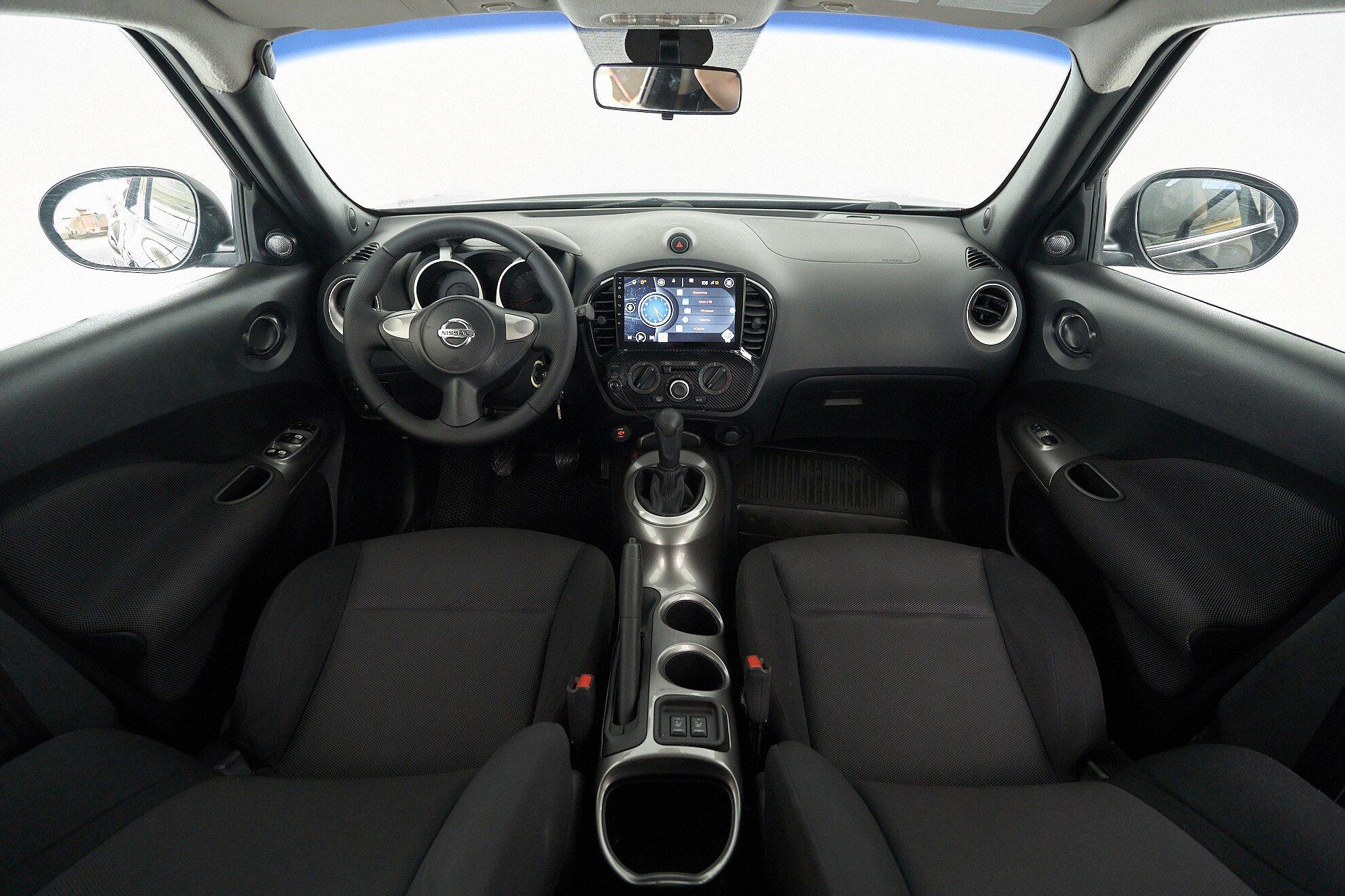Nissan Juke 2013, черный