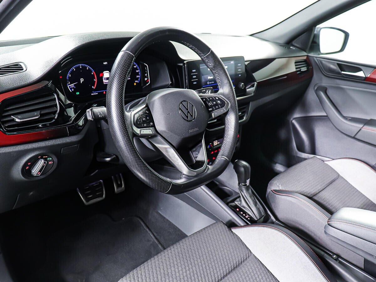 Volkswagen Polo 2022, белый