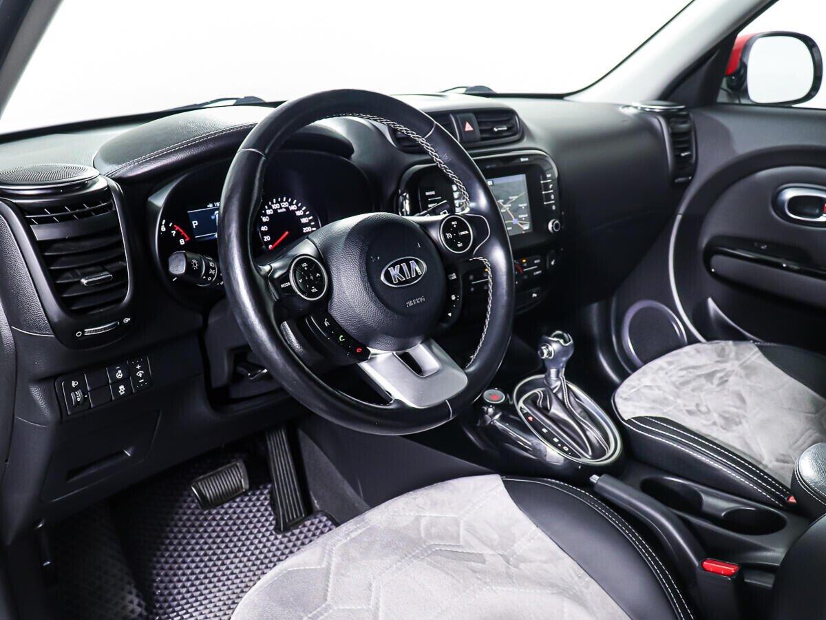 Kia Soul 2019, белый