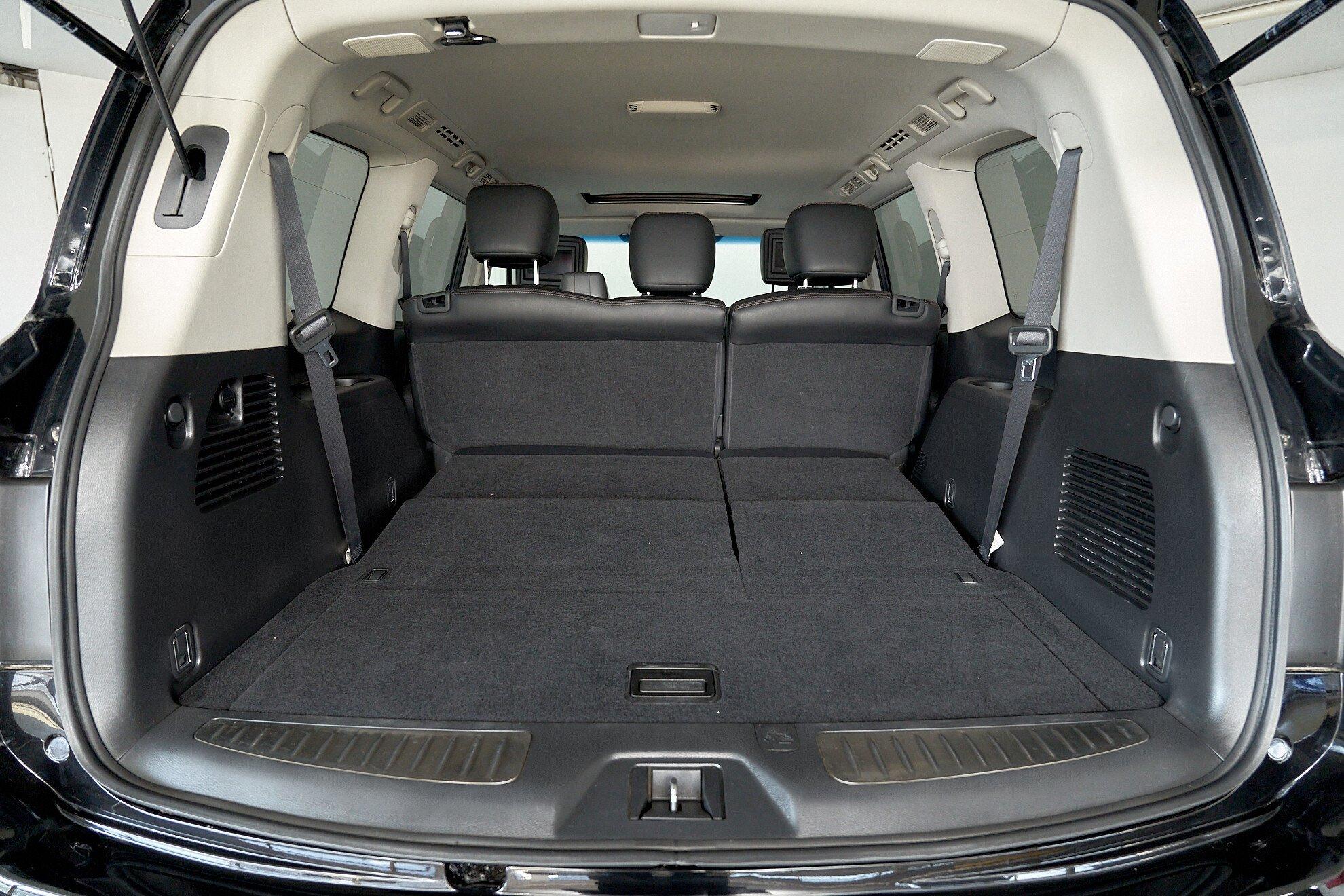 Nissan Patrol 2010, черный
