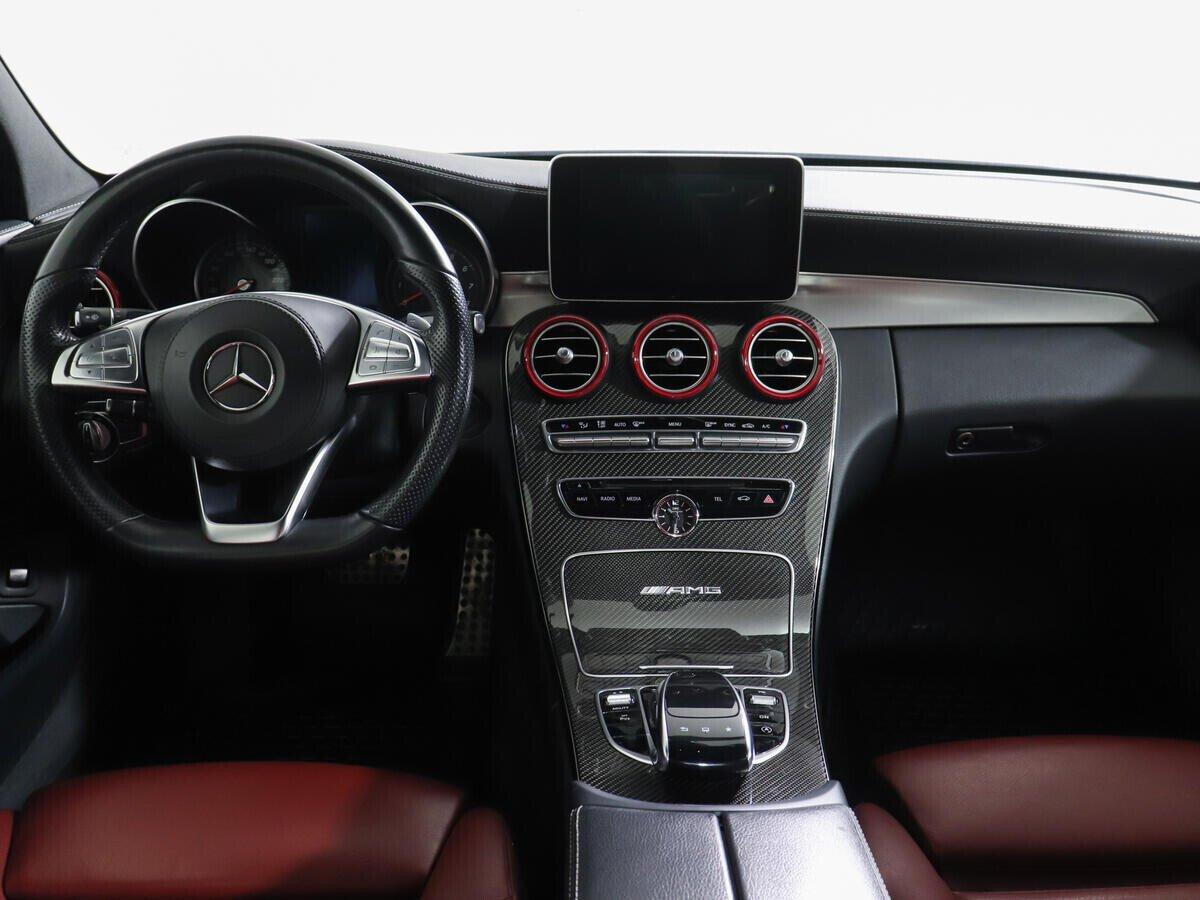 Mercedes-Benz C-Класс 2018, коричневый