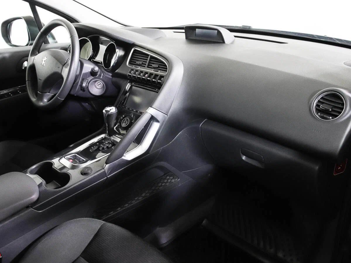 Peugeot 3008 2013, серый