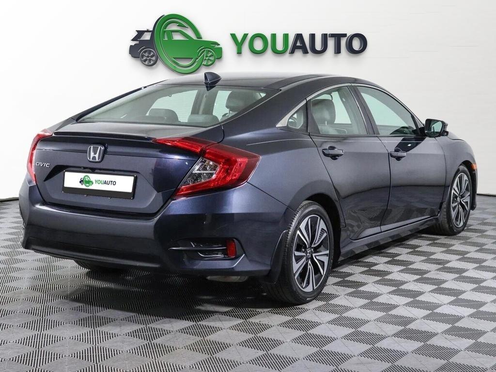 Honda Civic 2018, серый
