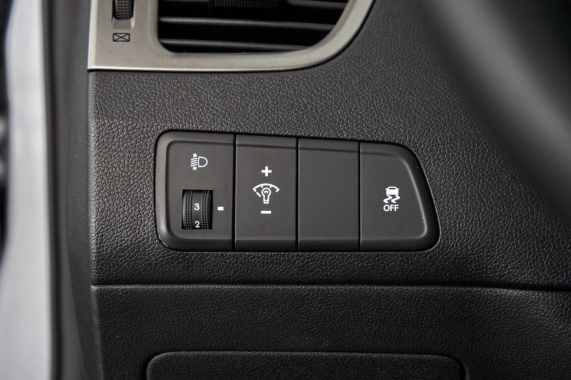 Hyundai Elantra 2012, серый