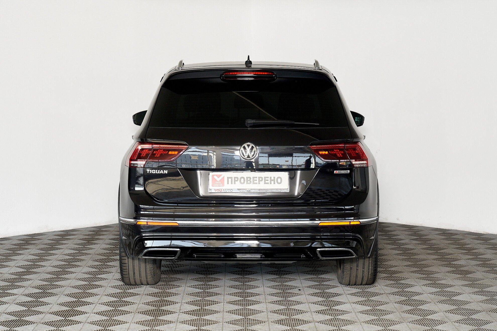 Volkswagen Tiguan 2018, черный