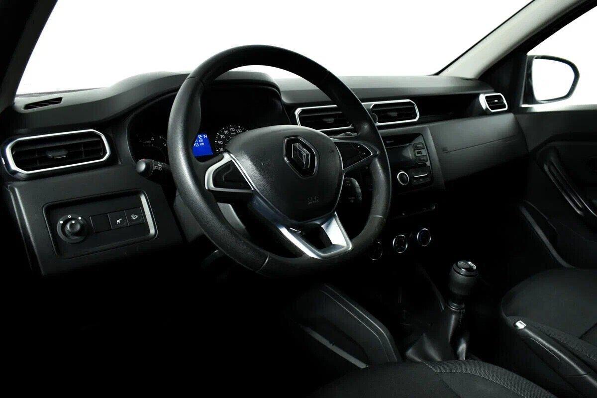 Renault Duster 2023, белый