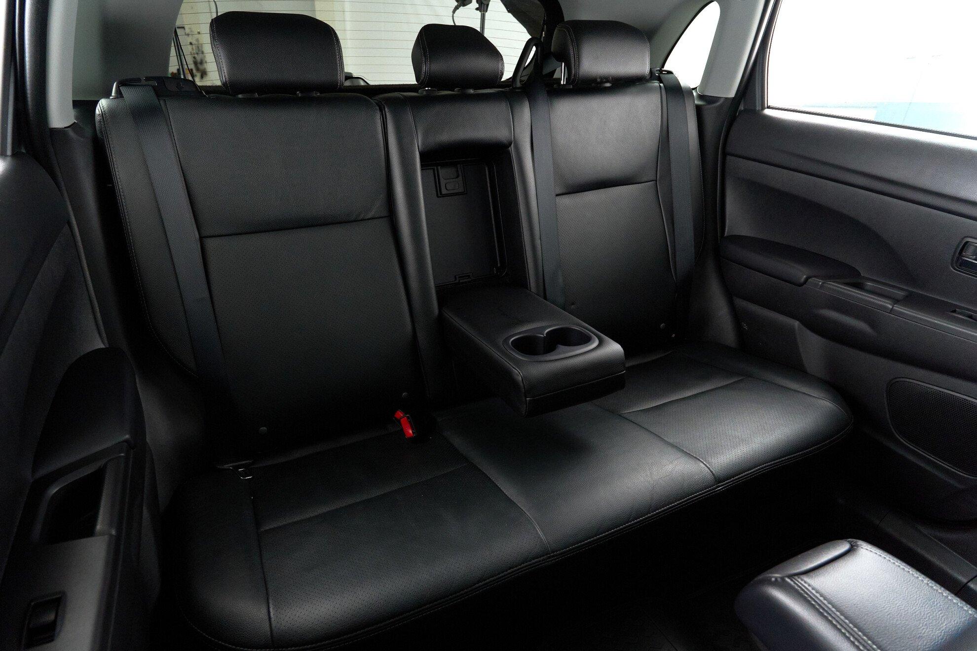 Mitsubishi ASX 2013, серый