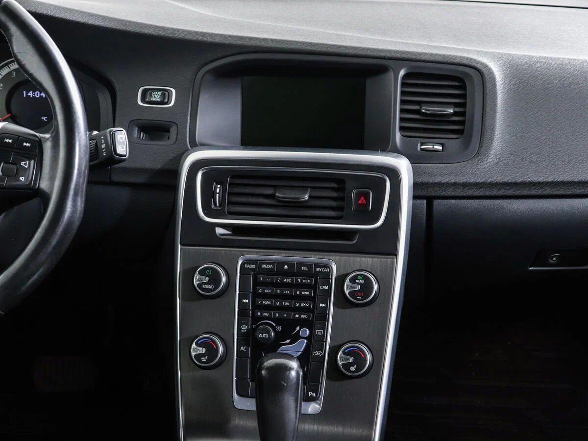 Volvo V60 2011, черный