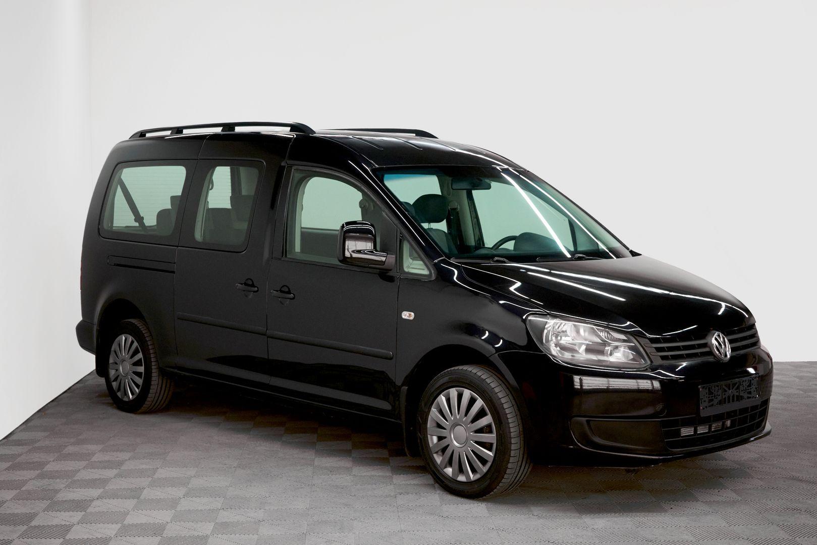 Volkswagen Caddy 2013, черный