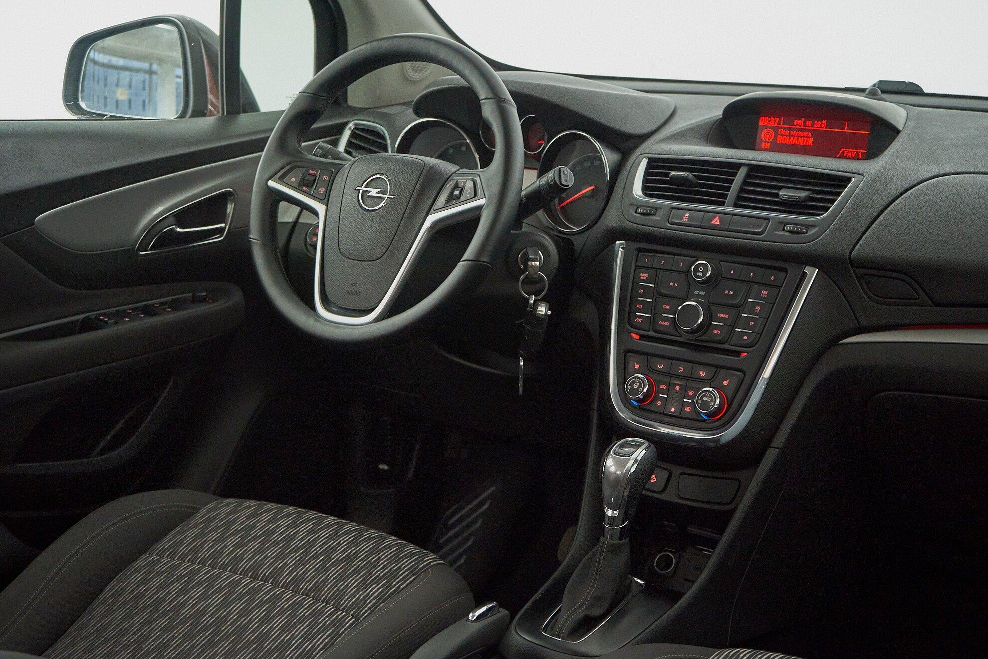 Opel Mokka 2012, коричневый