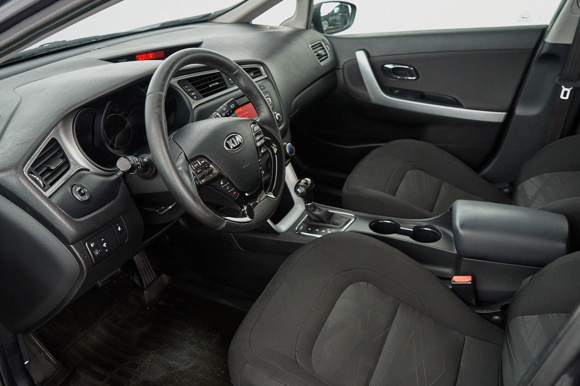 Kia Ceed 2015, серый
