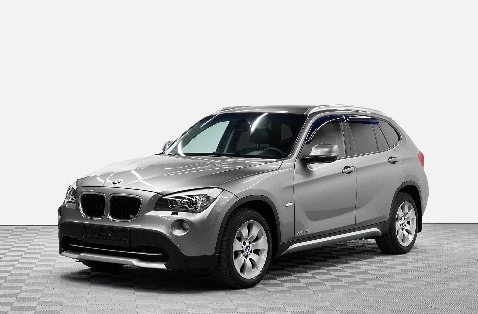 BMW X1 2010, серый
