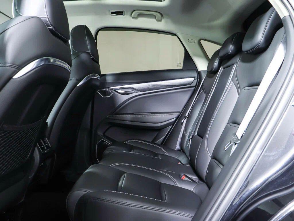 Geely Tugella 2021, черный
