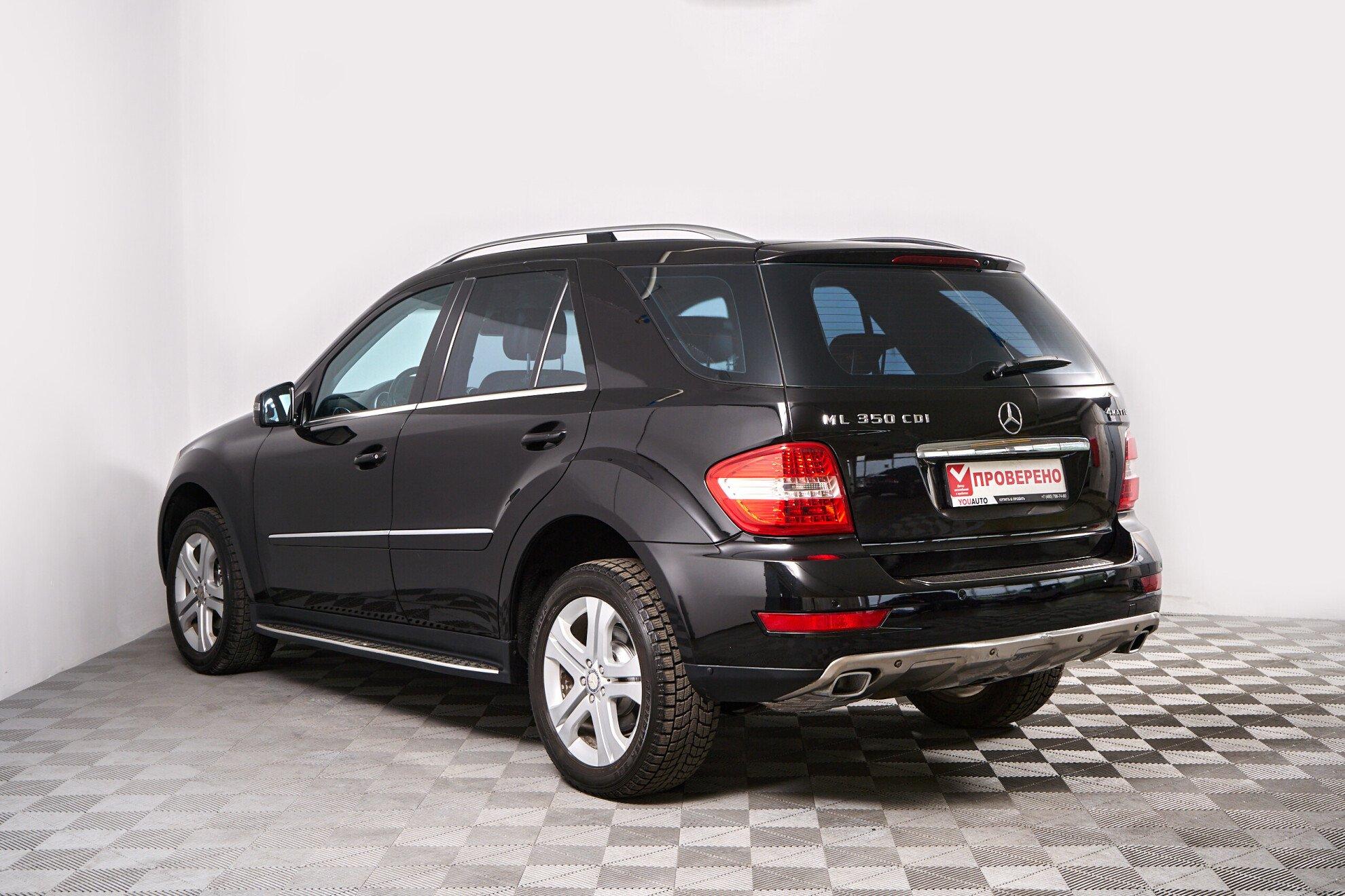 Mercedes-Benz M-Класс 2011, черный