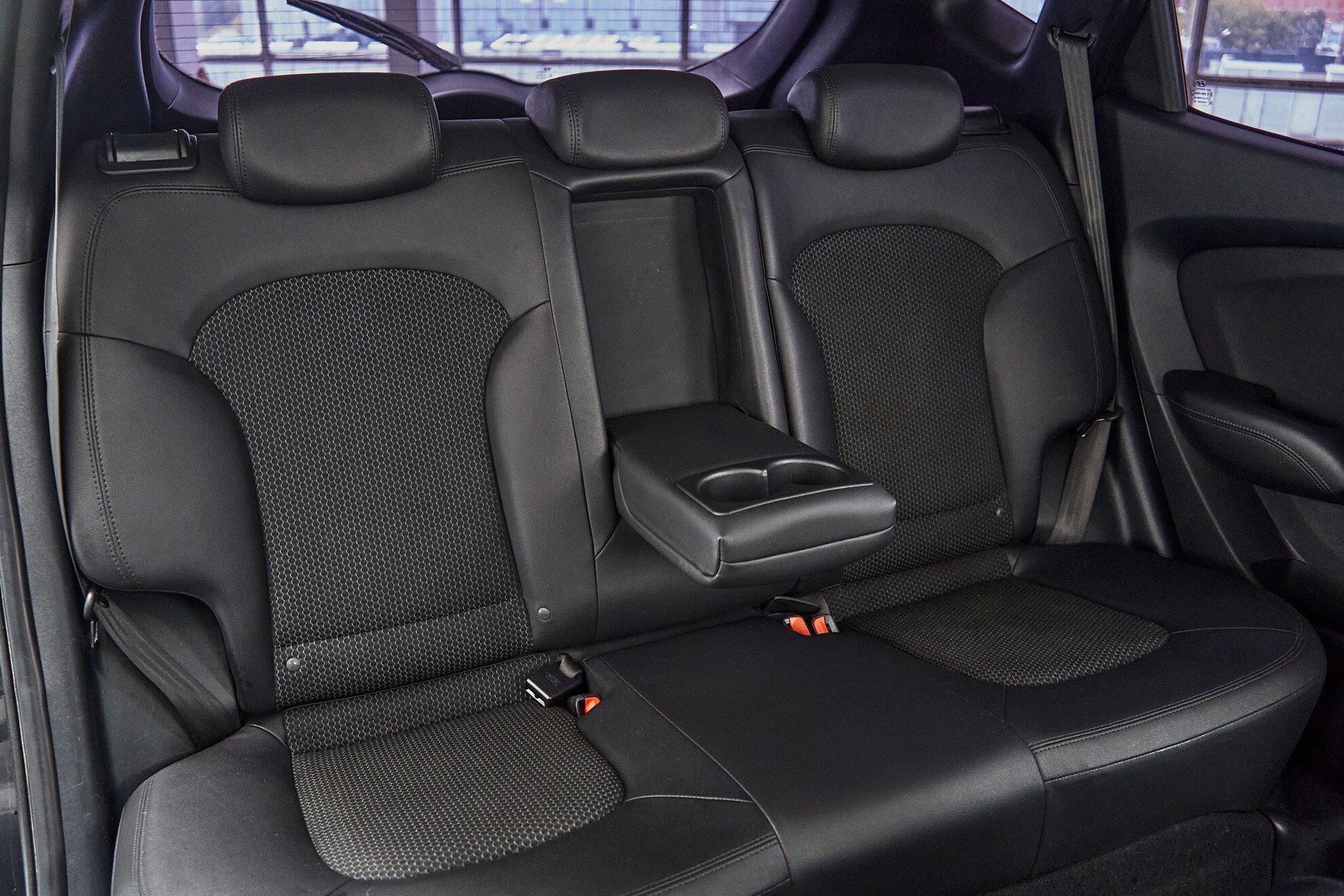 Hyundai ix35 2010, черный
