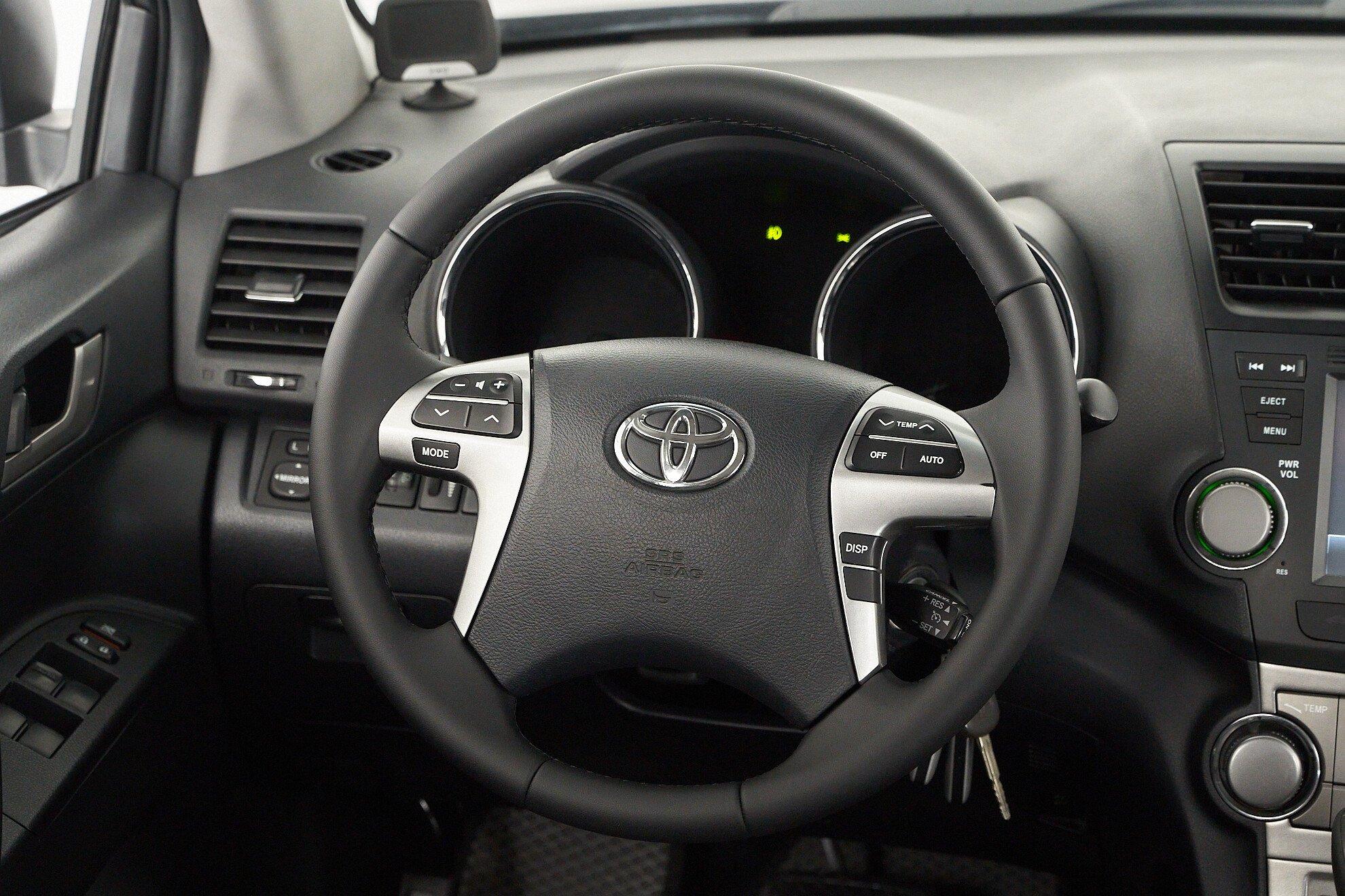 Toyota Highlander 2013, серый