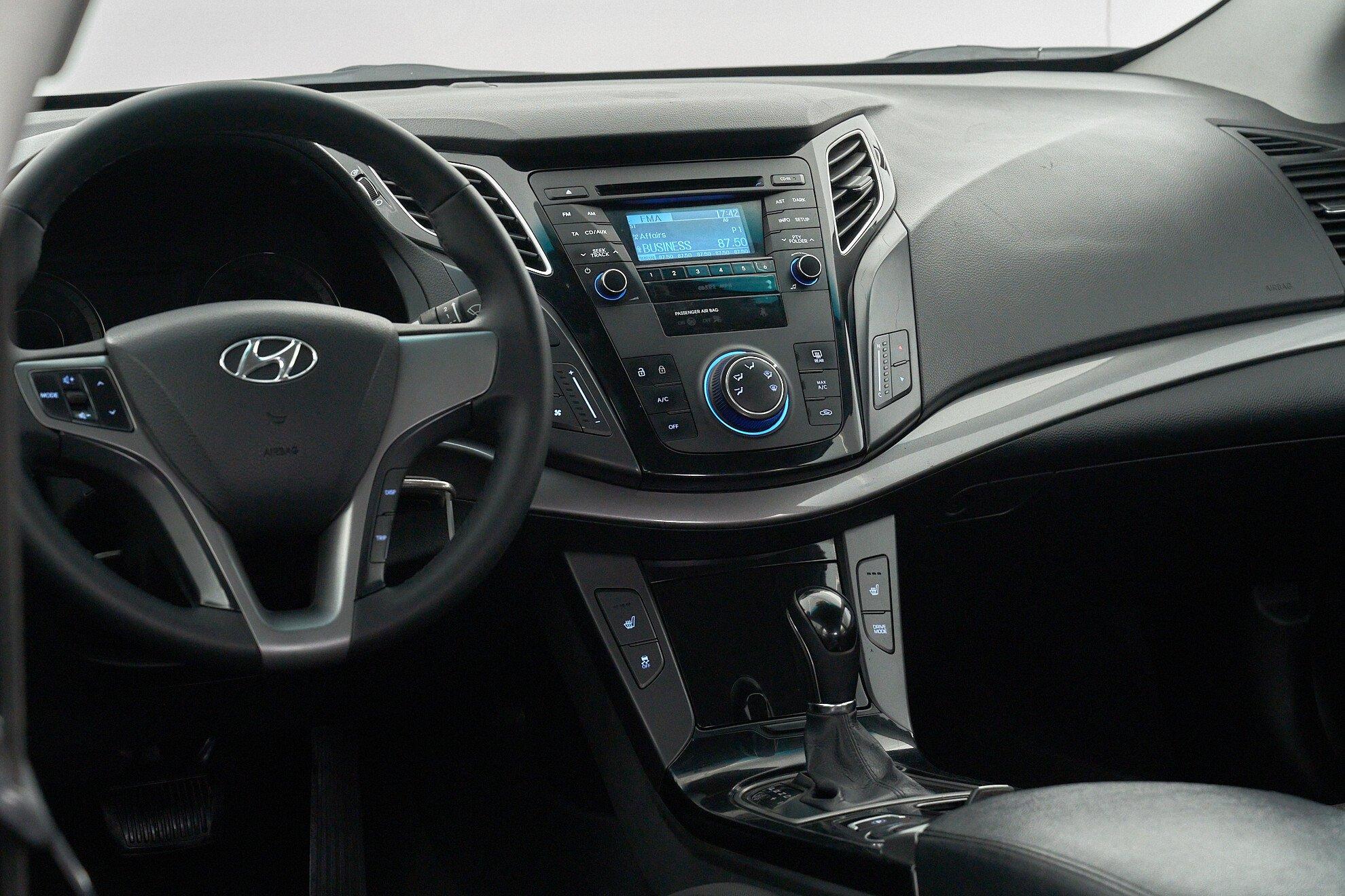 Hyundai i40 2015, синий