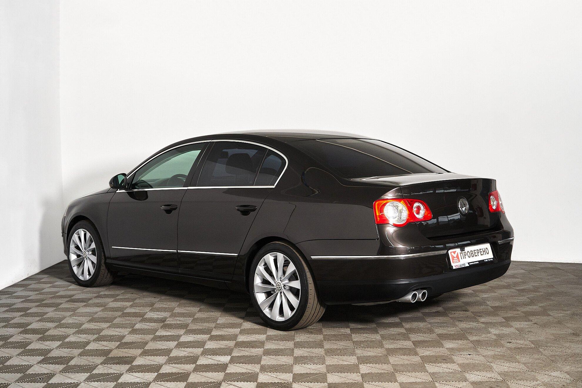 Volkswagen Passat 2010, коричневый