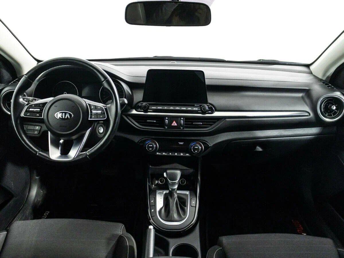 Kia Cerato 2021, серый