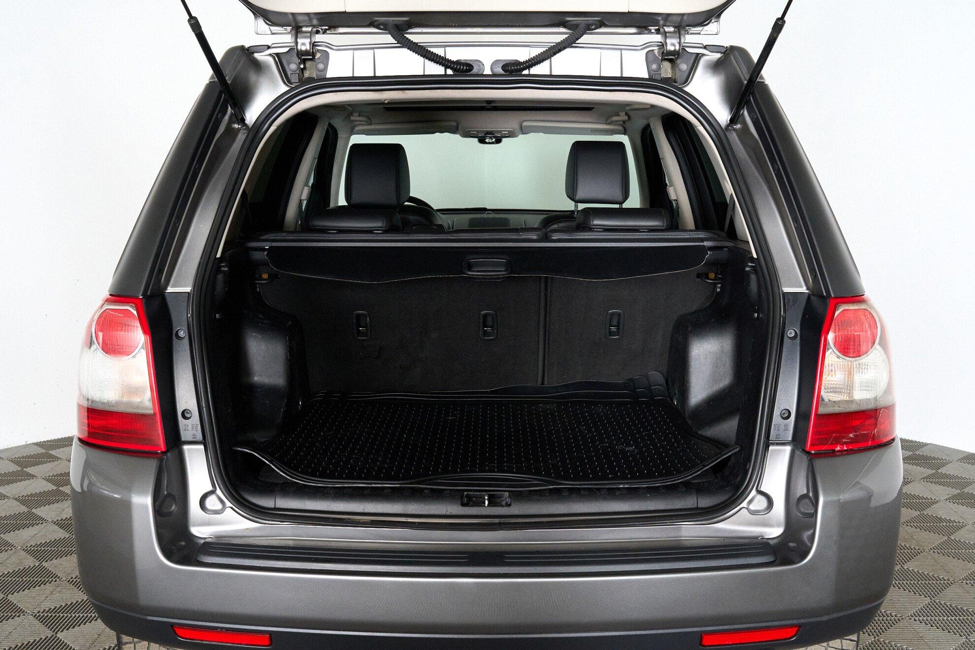 Land Rover Freelander 2009, серый