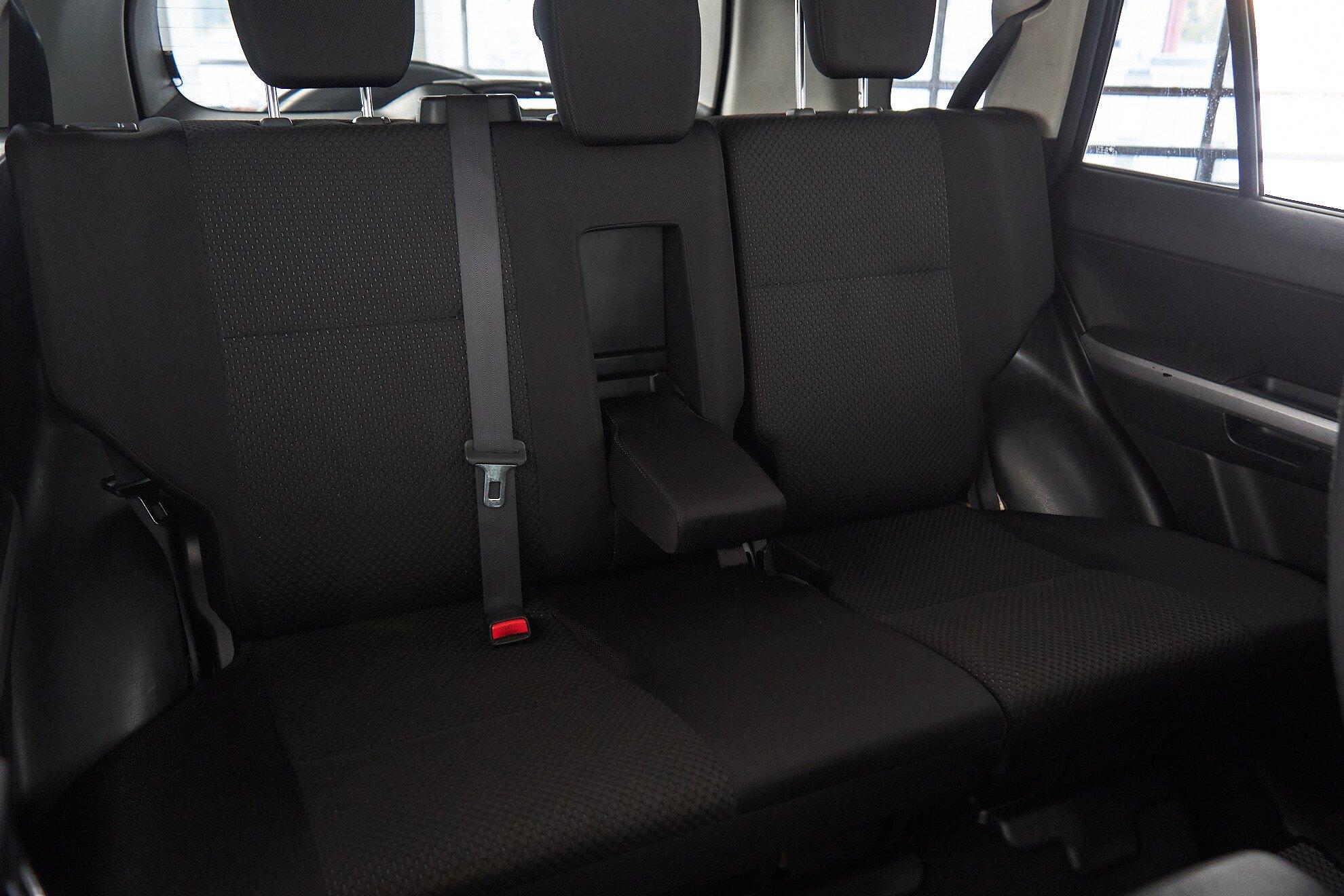 Suzuki Grand Vitara 2011, черный