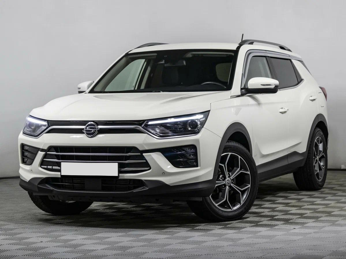 SsangYong Korando 2021, белый