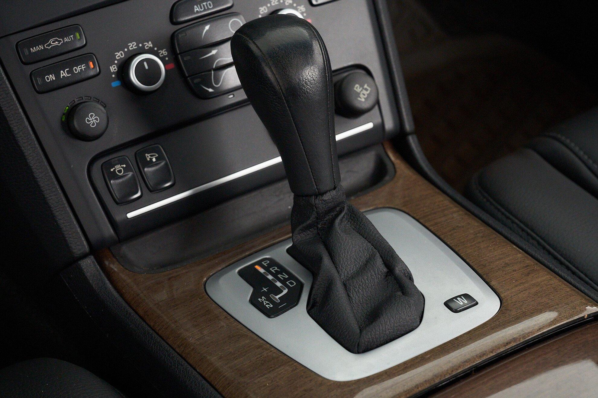 Volvo XC90 2010, коричневый