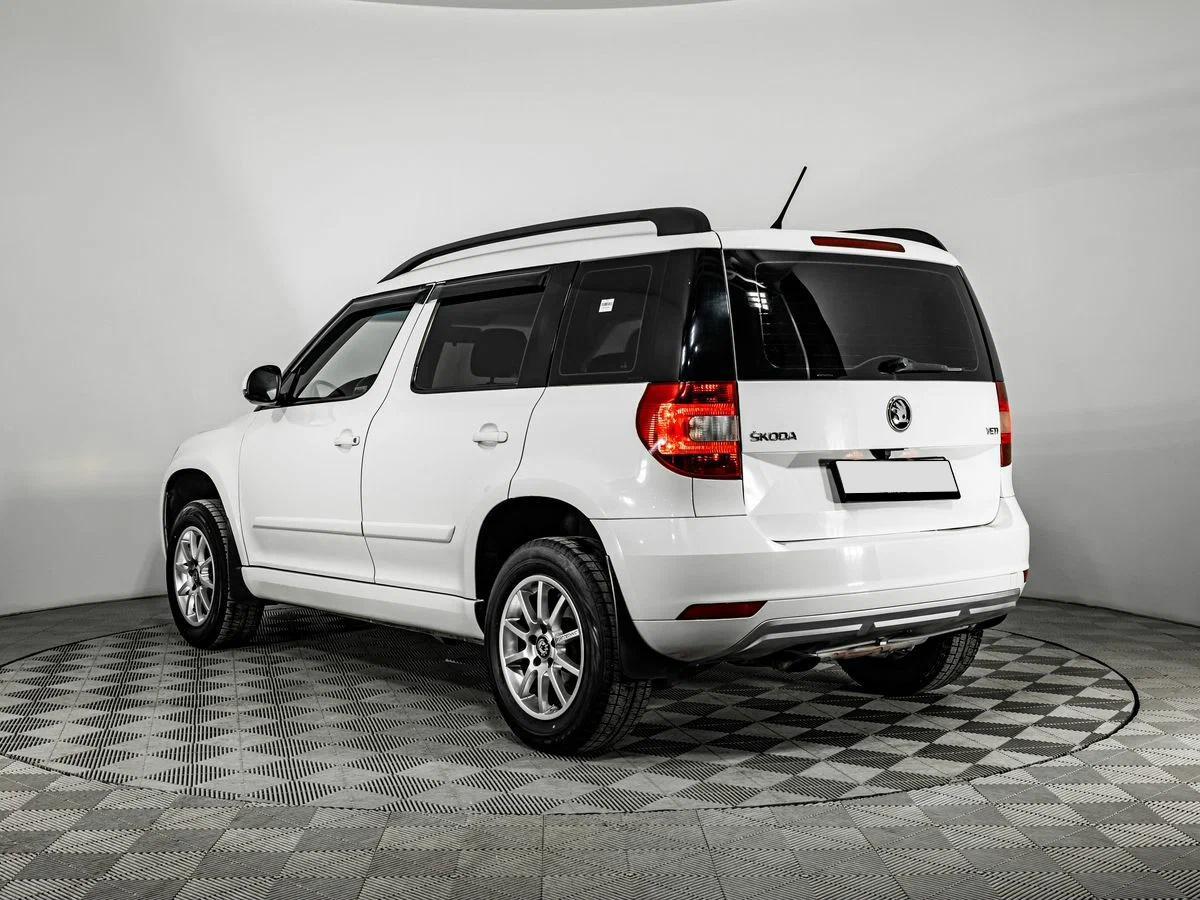 Skoda Yeti 2014, белый